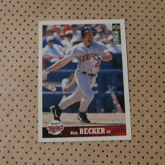 Rich Becker #152 Baseball Card - Picture 1 of 2